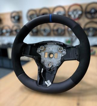 Preview: Tesla Model 3 Model Y Lenkrad neu beziehen